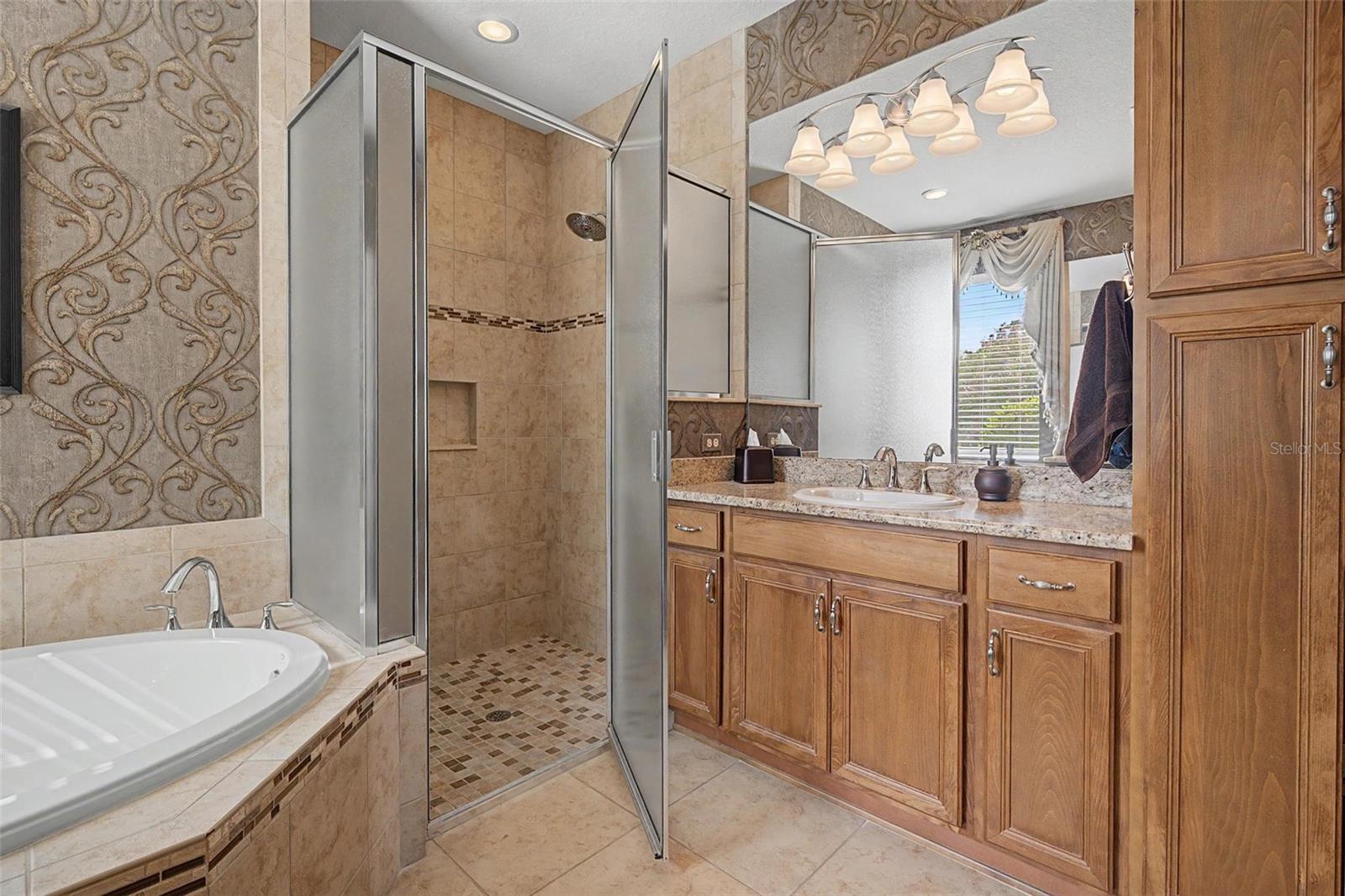 1016 Ketzal Dr Property Photo 20