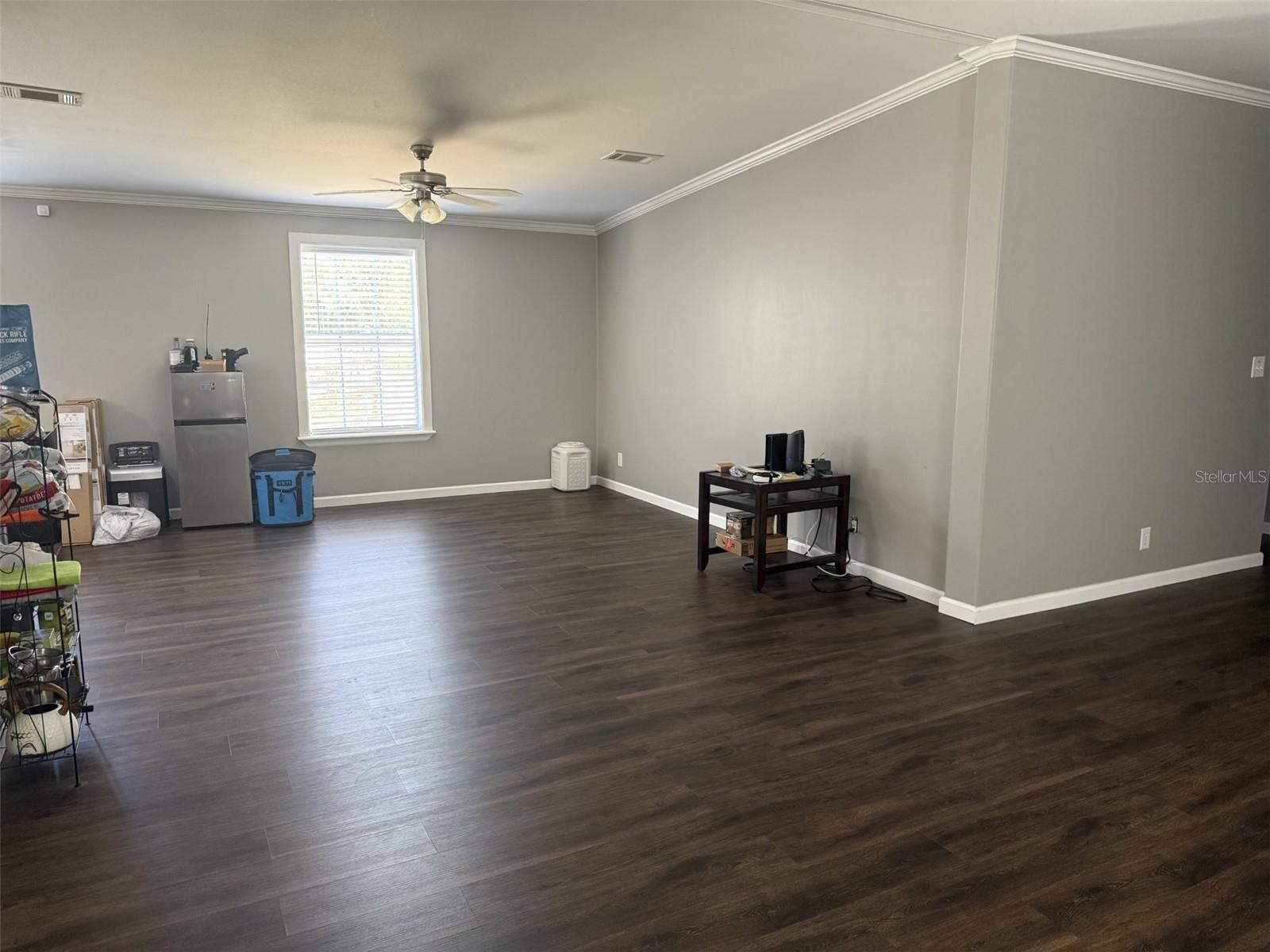 12091 Pinetree Ln Property Photo 9