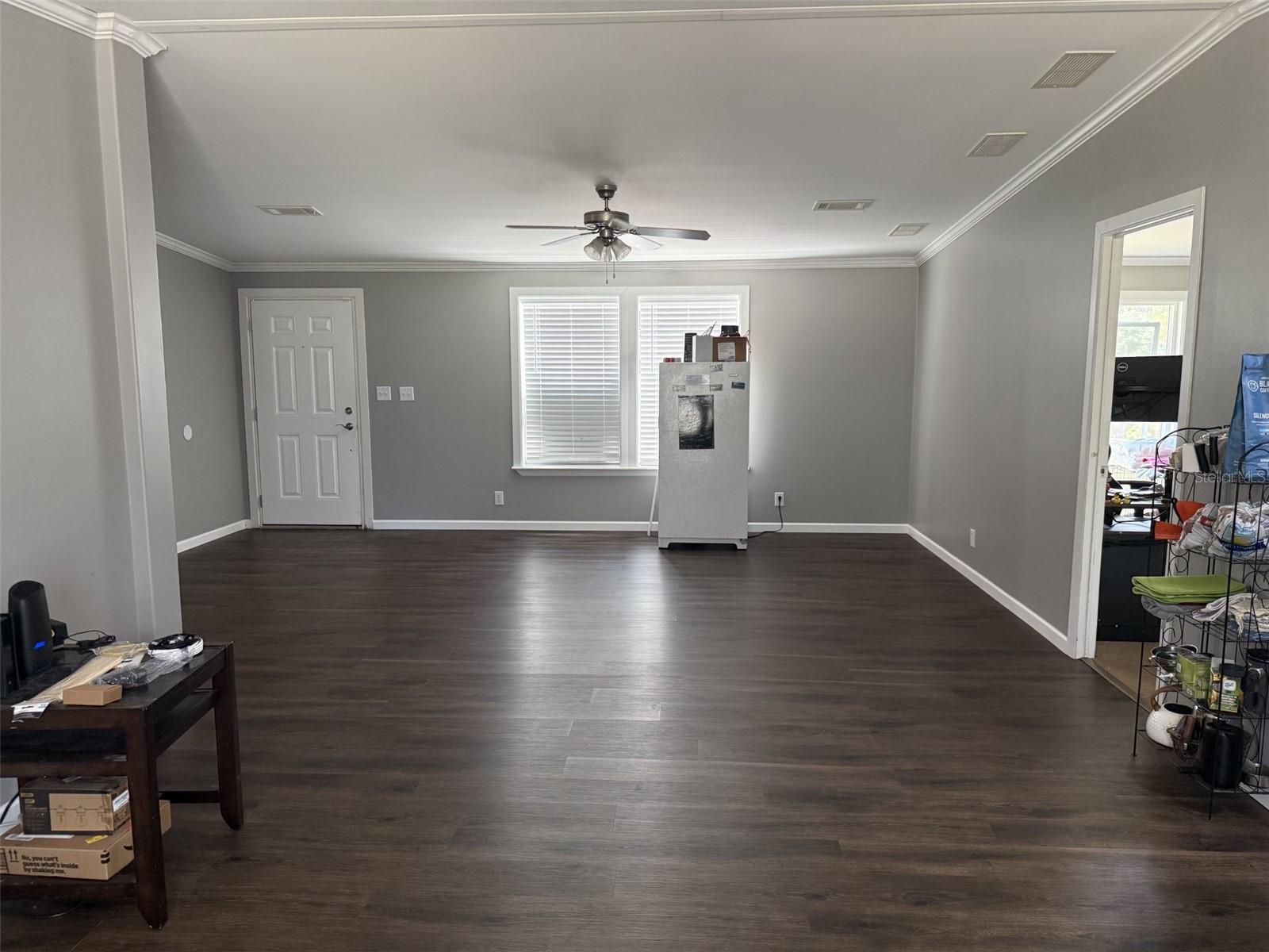 12091 Pinetree Ln Property Photo 10