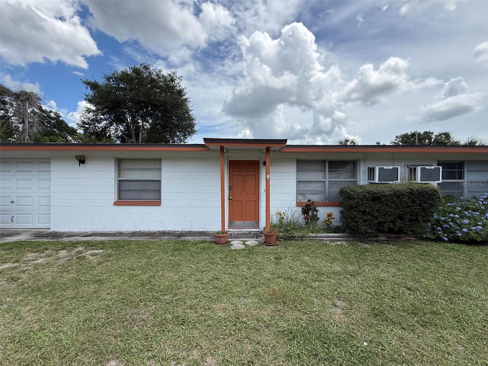 5800-5808 Madison St Property Photo 9