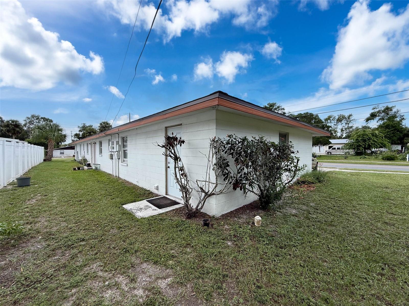 5800-5808 Madison St Property Photo 11