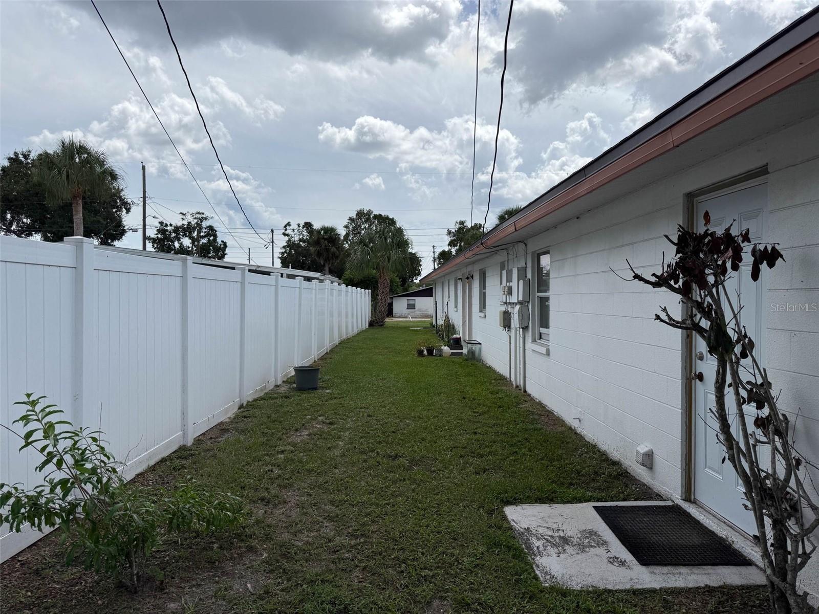 5800-5808 Madison St Property Photo 12