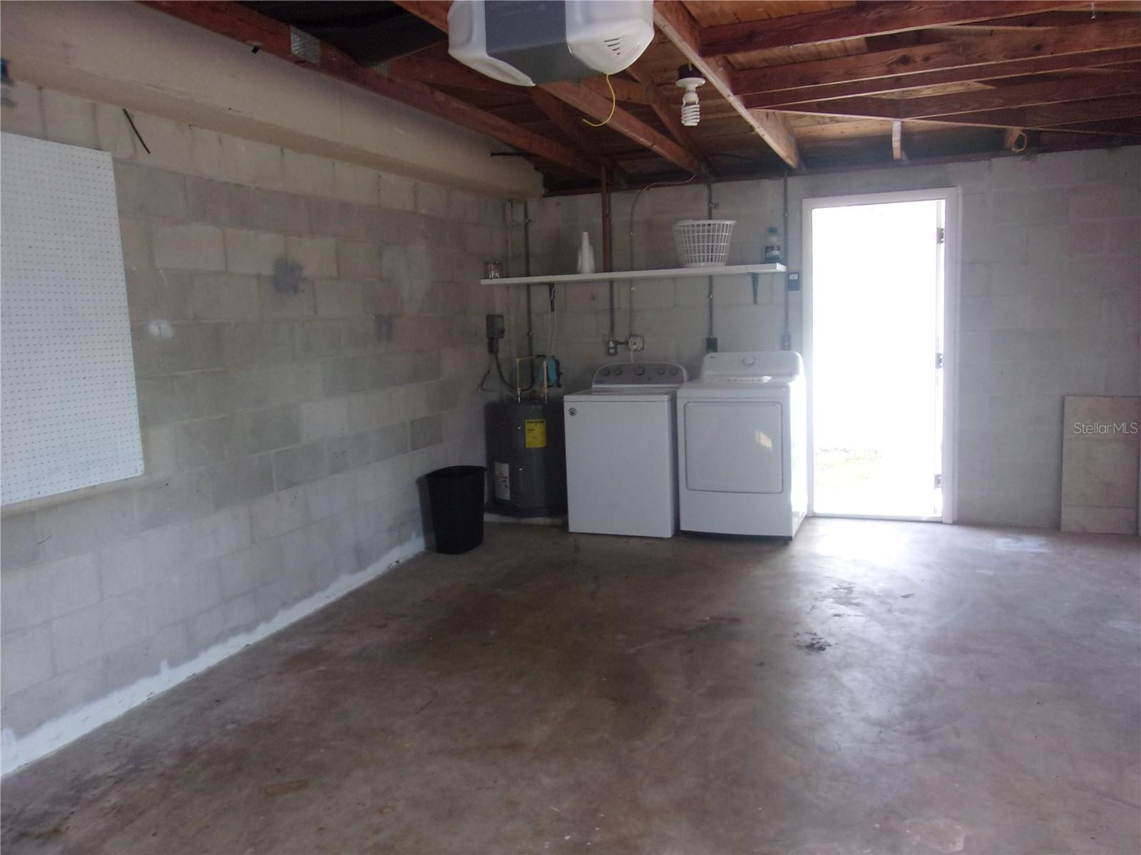 5800-5808 Madison St Property Photo 39
