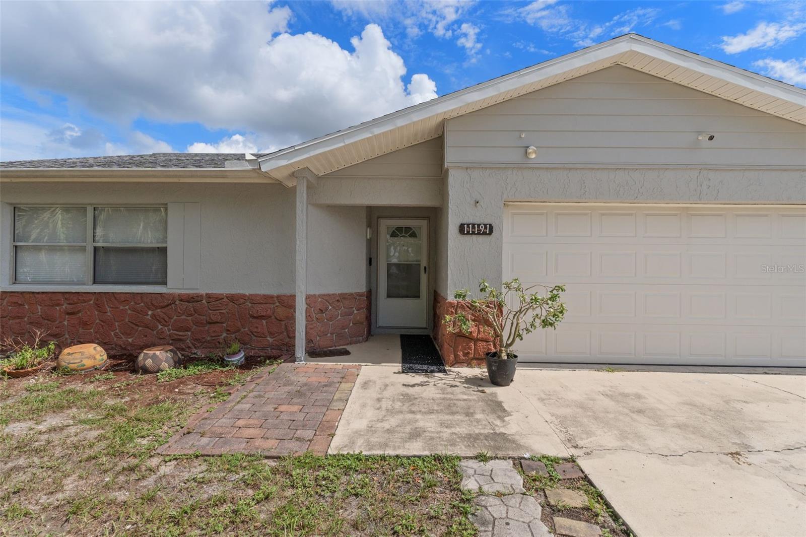 11191 Allwood St Property Photo 2
