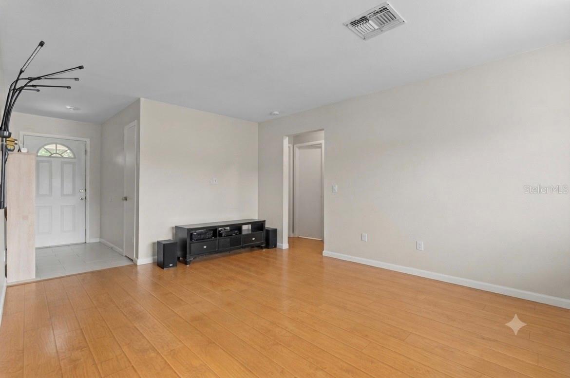 11191 Allwood St Property Photo 10