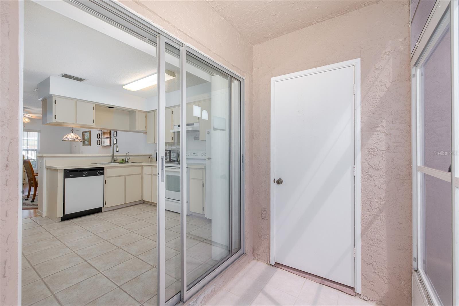 4804 Myrtle Oak Dr #13 Property Photo 16