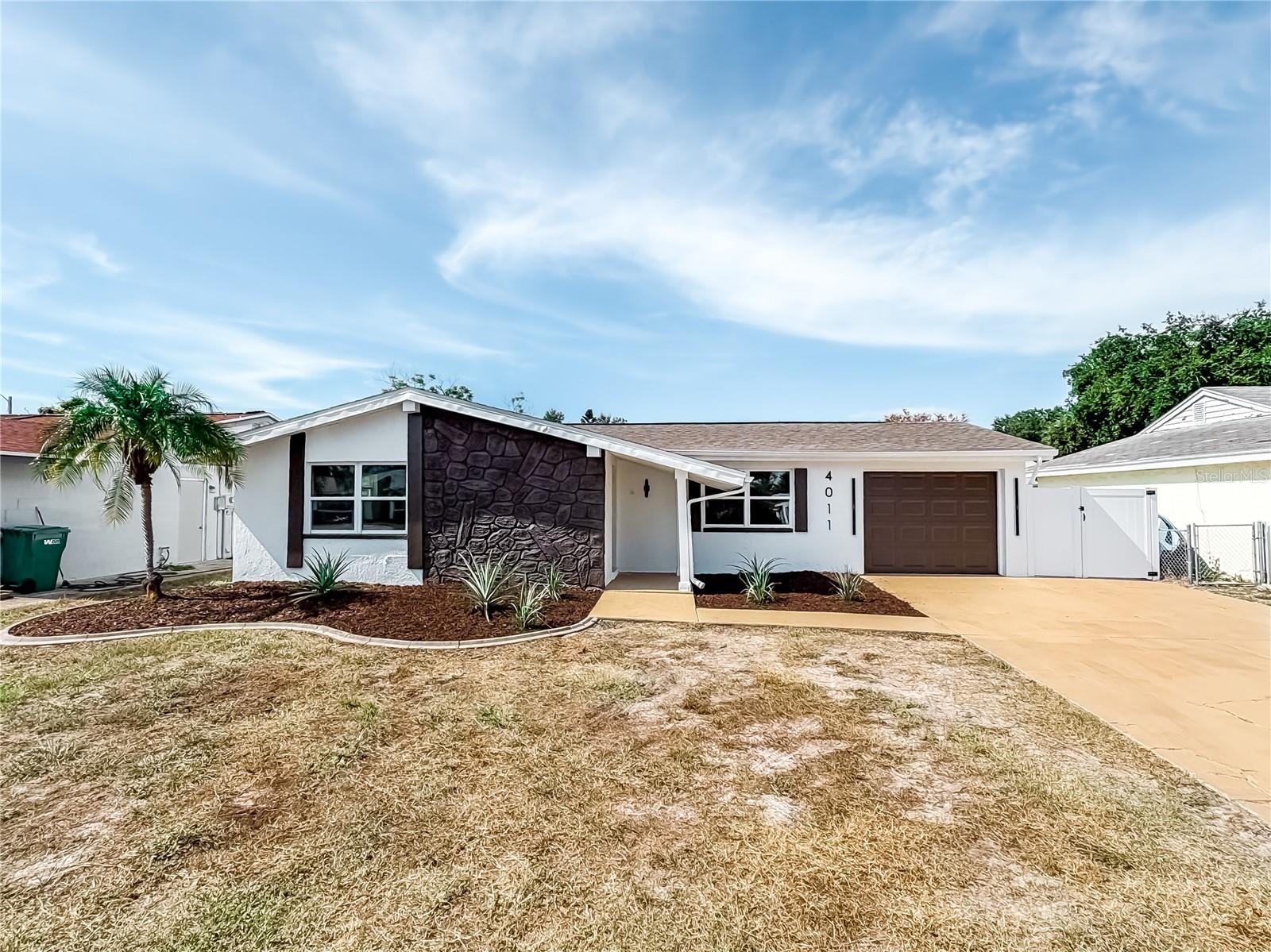 4011 GRAYTON DR Property Photo 1
