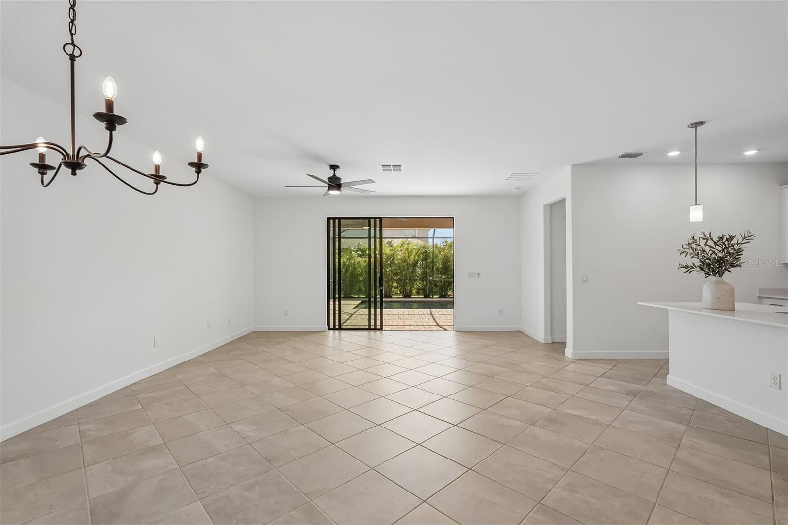 15234 Serene Shores Loop Property Photo 10