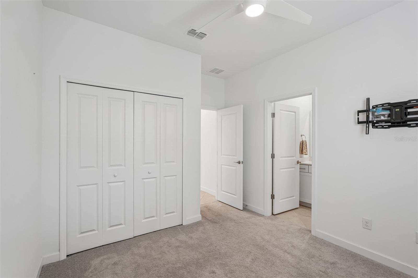 15234 Serene Shores Loop Property Photo 22