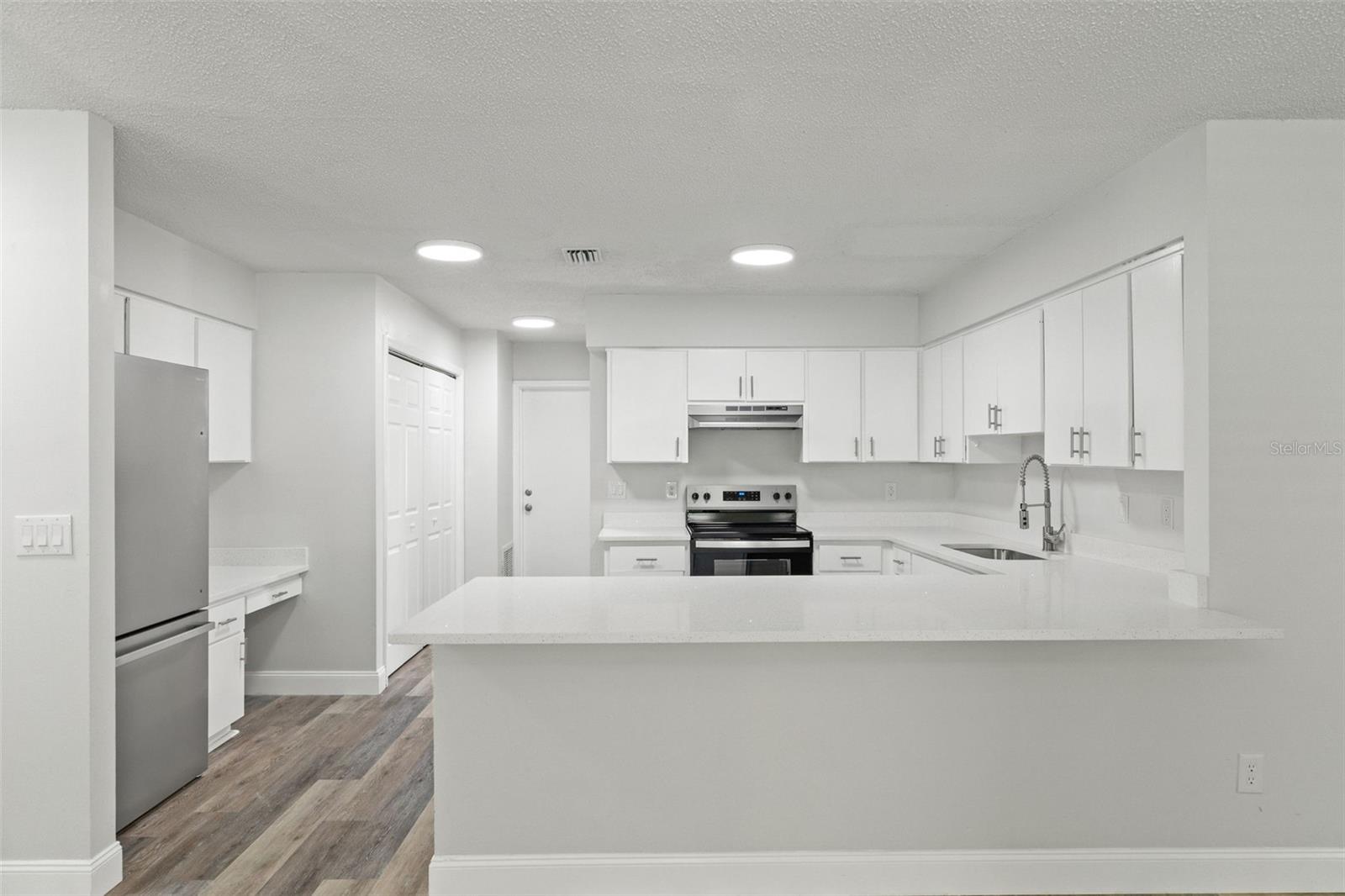4645 Chamber Ct Property Photo 13