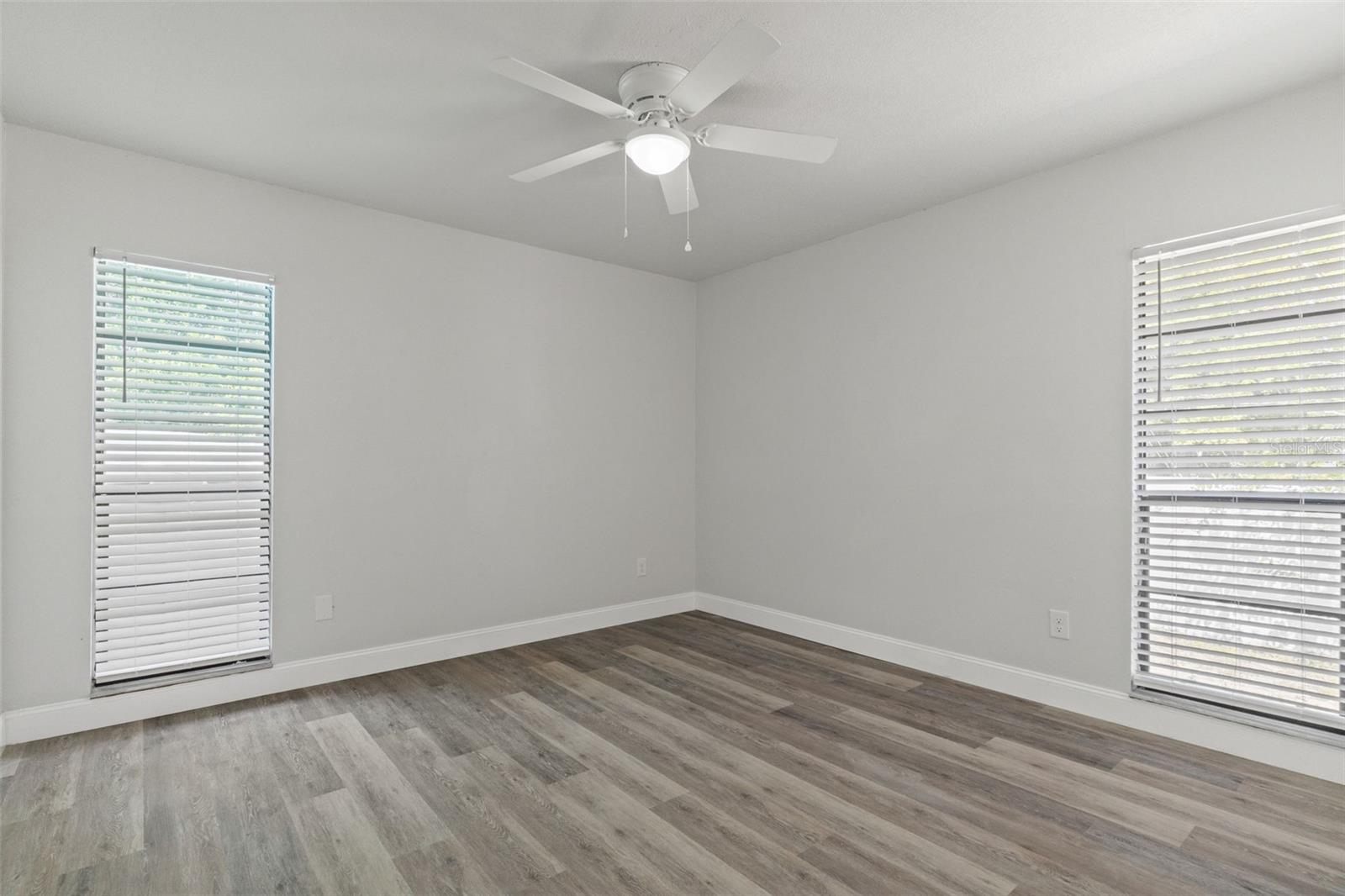 4645 Chamber Ct Property Photo 29