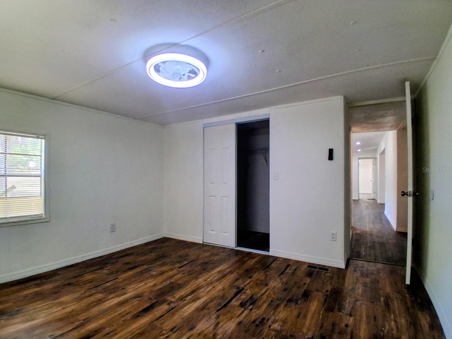 15215 Vine St Property Photo 13