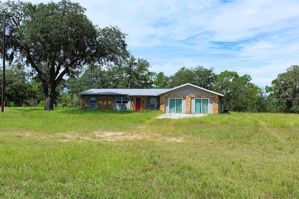 15451 Commercial Way Property Photo 3