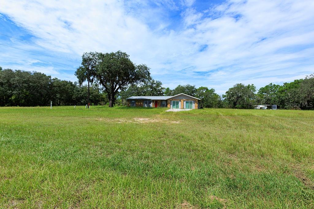 15451 Commercial Way Property Photo 5