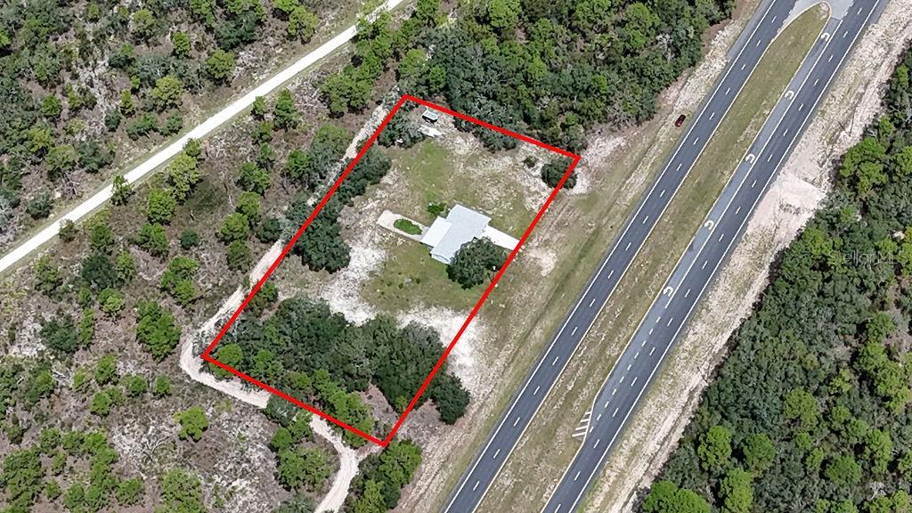 15451 Commercial Way Property Photo 6