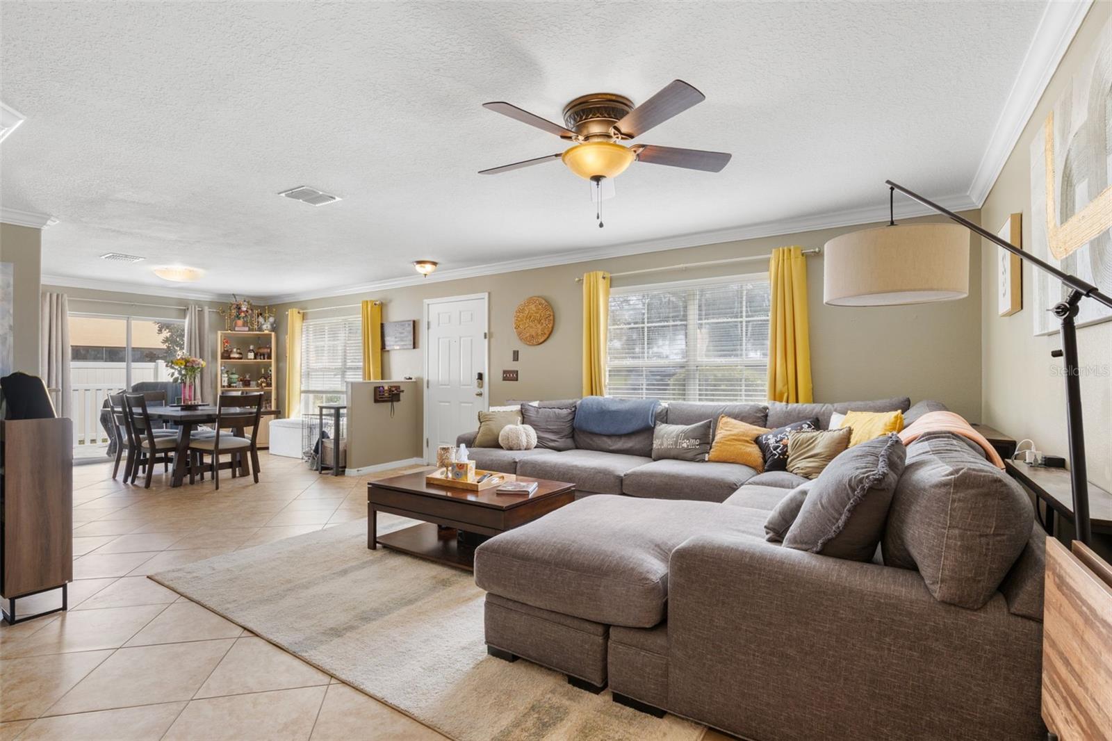 9722 Trumpet Vine Loop Property Photo 3
