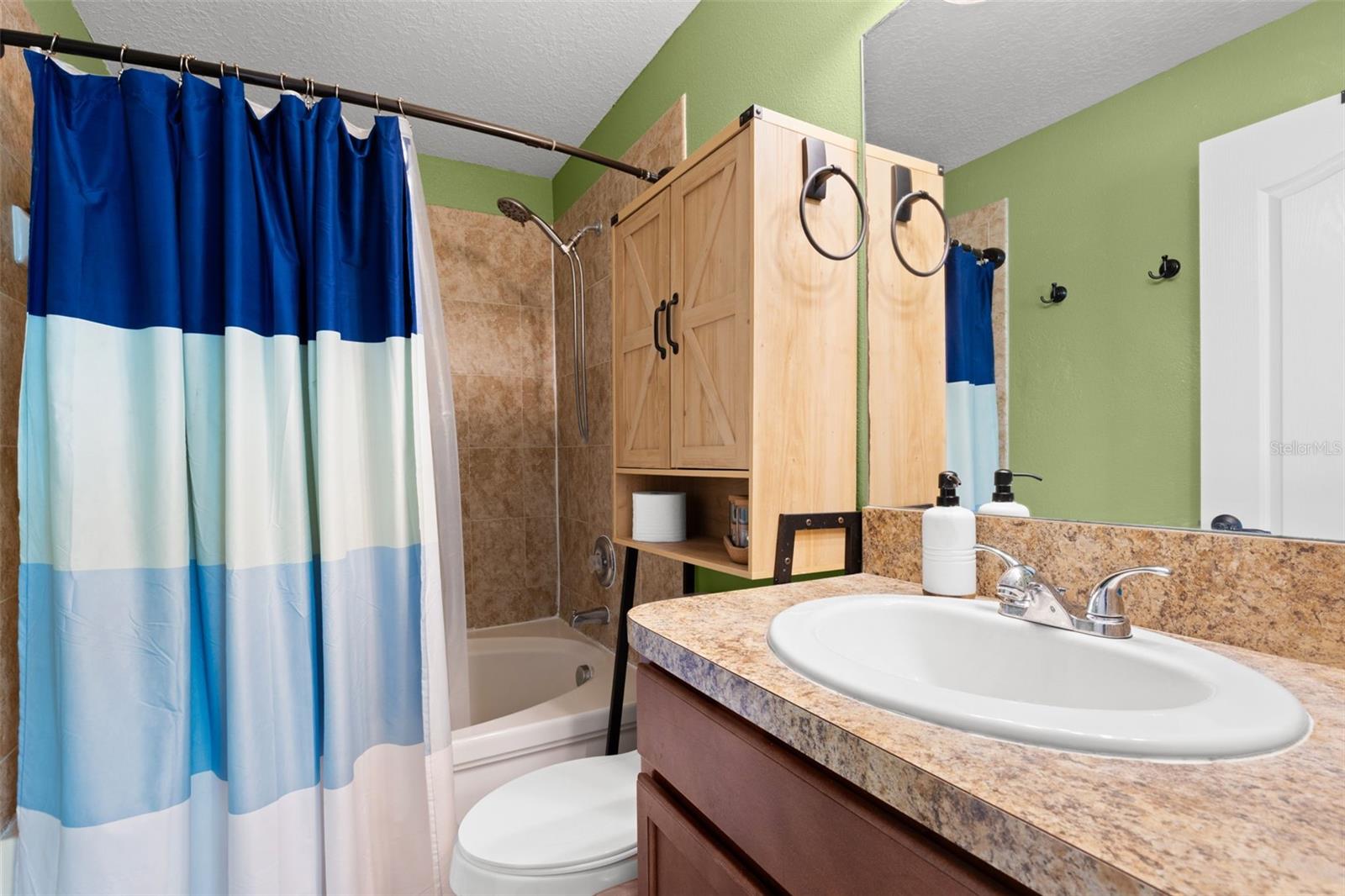 9722 Trumpet Vine Loop Property Photo 15