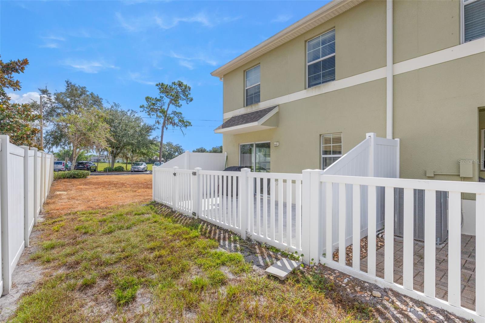 9722 Trumpet Vine Loop Property Photo 23