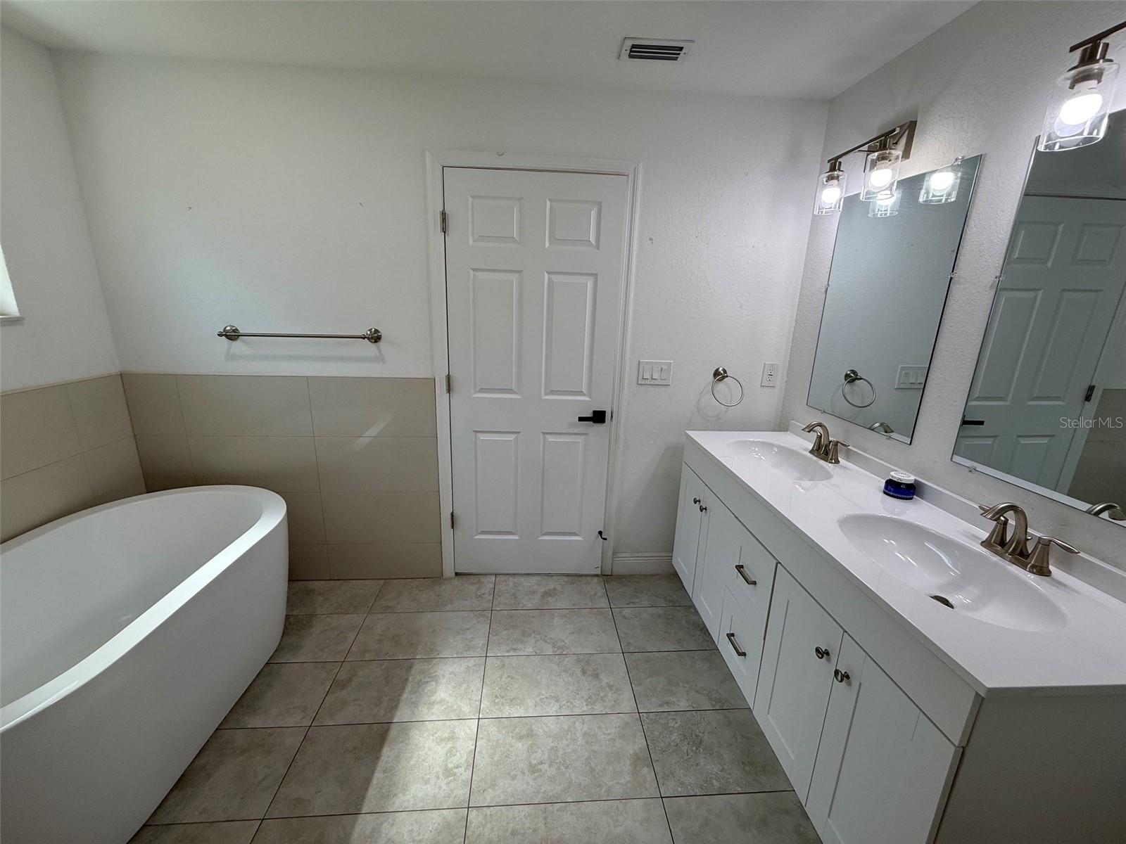 5112 Pacific Ave Property Photo 12
