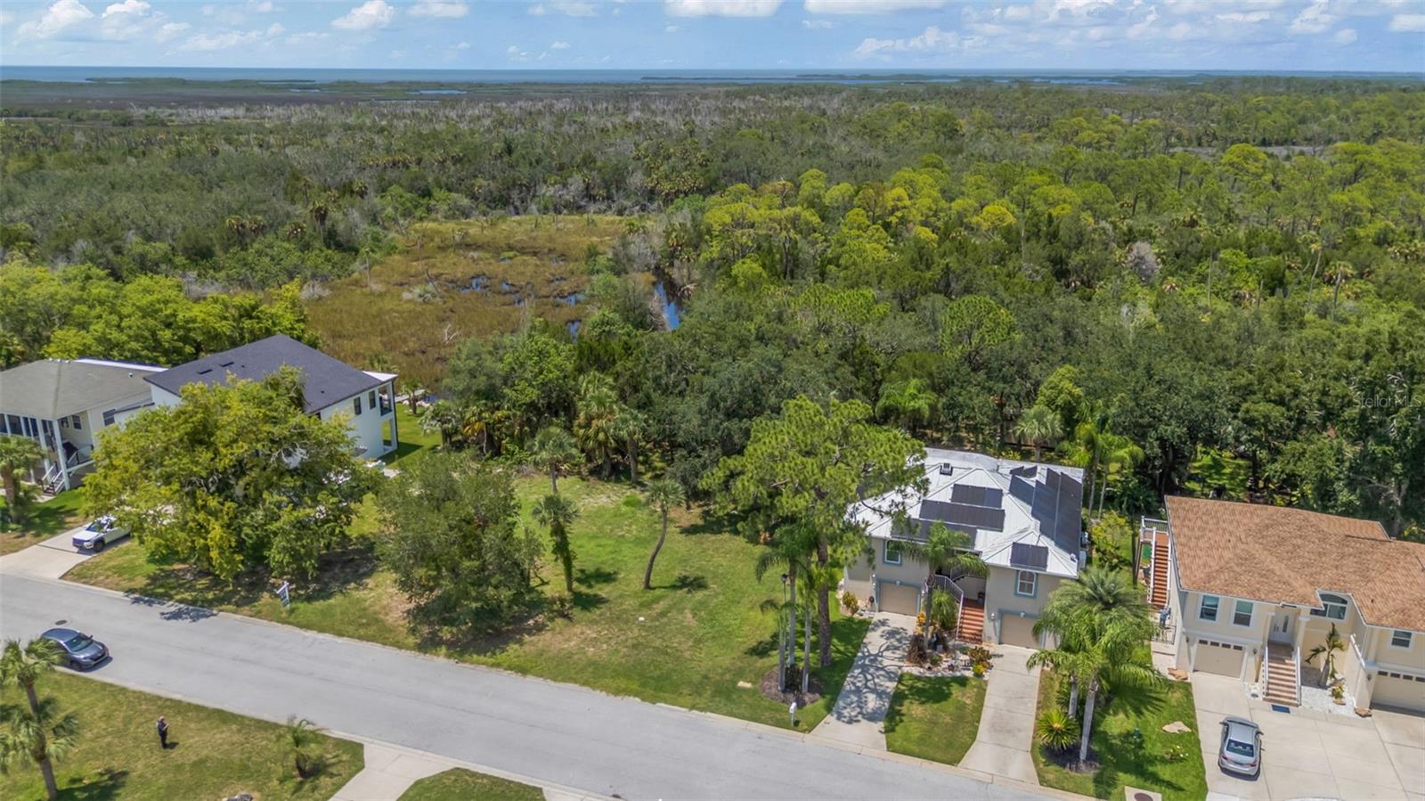 Gulf Way Property Photo 2