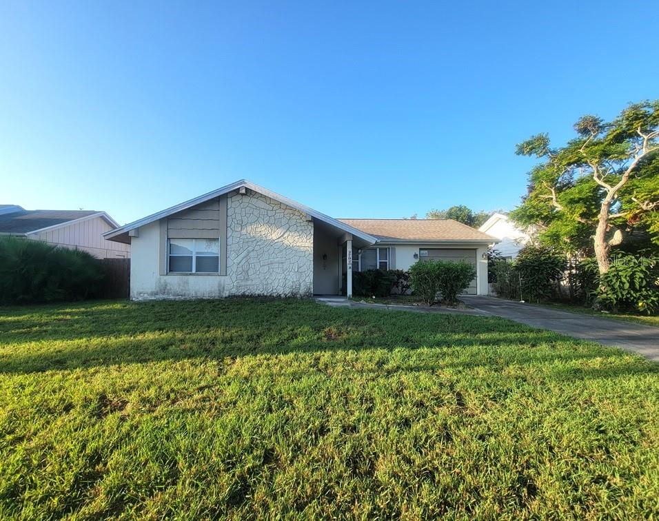 3702 Sail Dr Property Photo 2