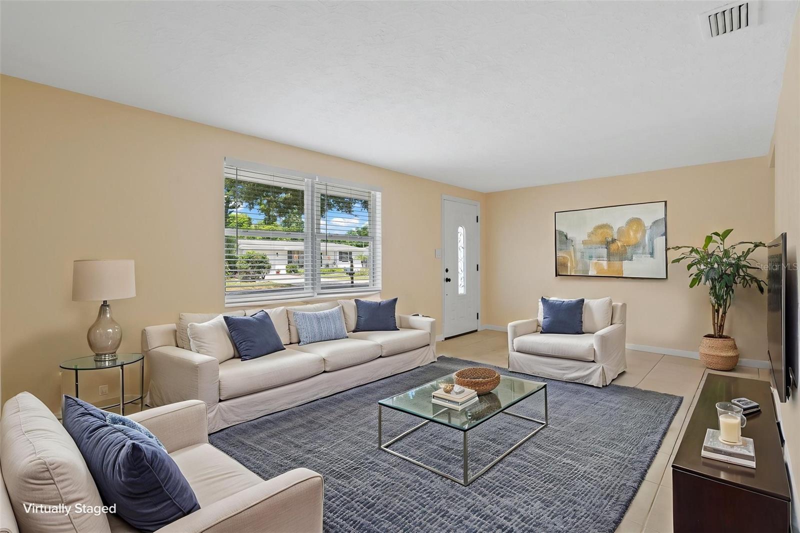 2187 Dixie Garden Loop Property Photo 5