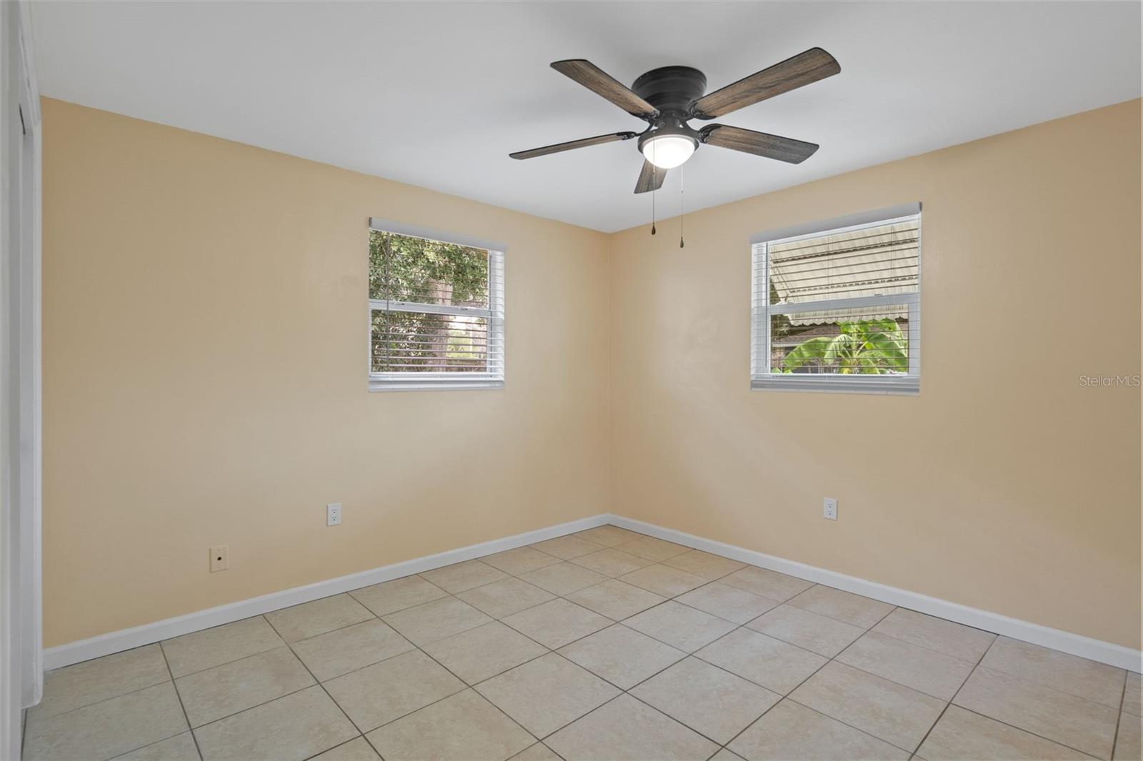 2187 Dixie Garden Loop Property Photo 21