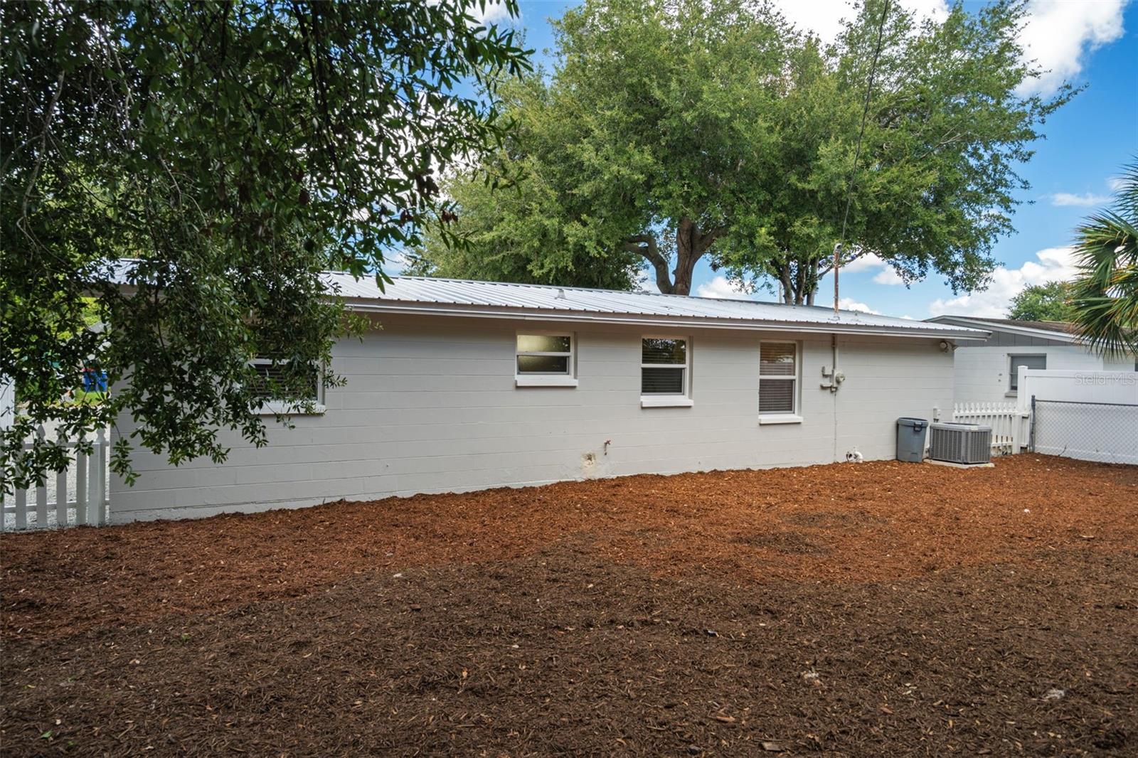 2187 Dixie Garden Loop Property Photo 29