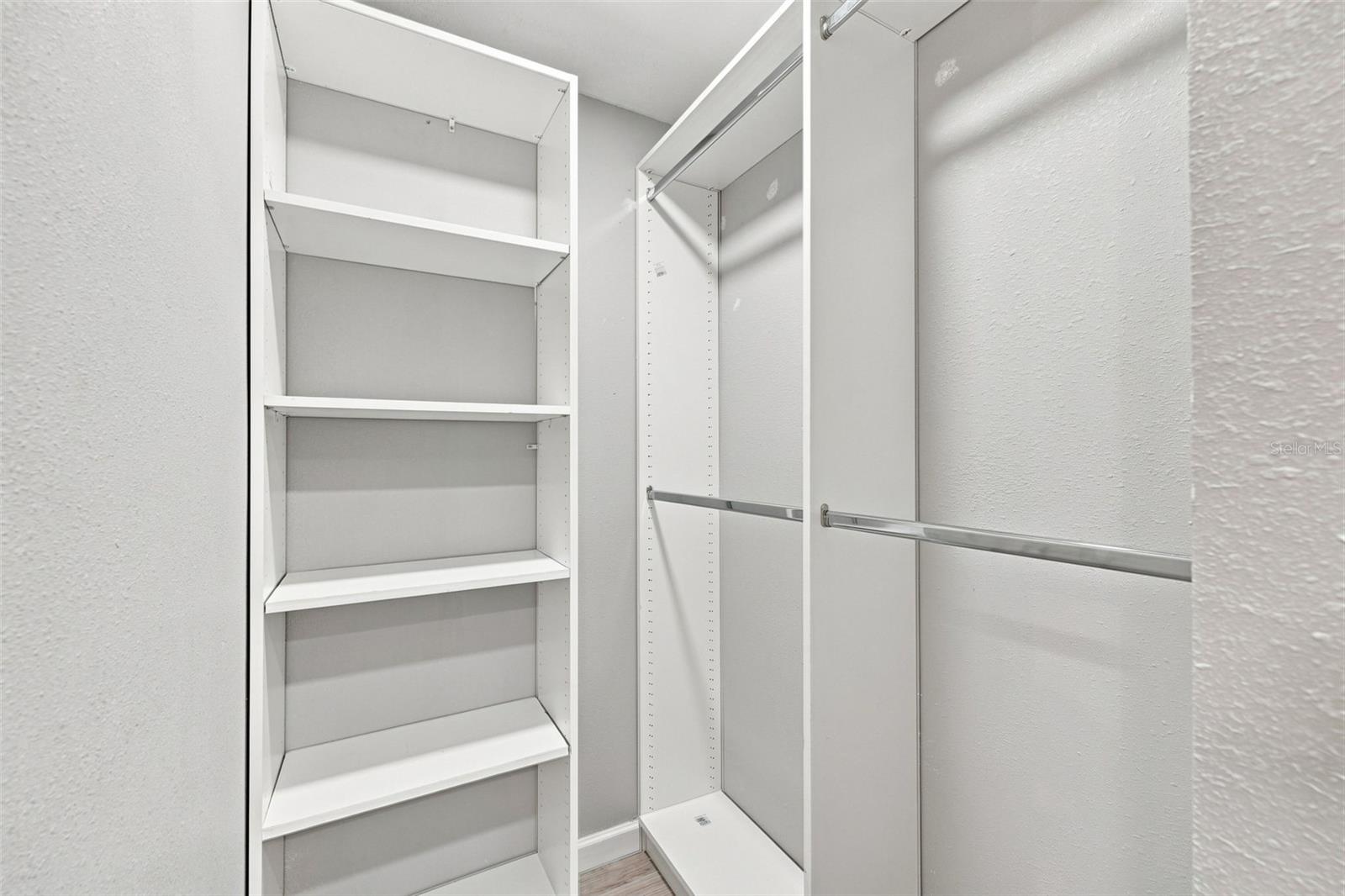 4025 Stratfield Dr Property Photo 20
