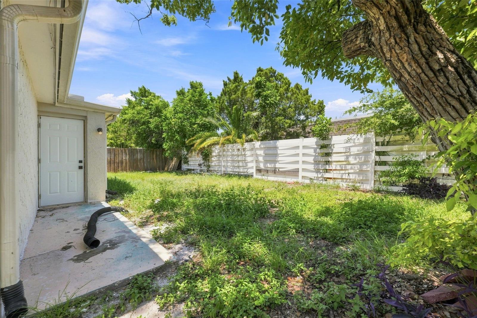 4025 Stratfield Dr Property Photo 29