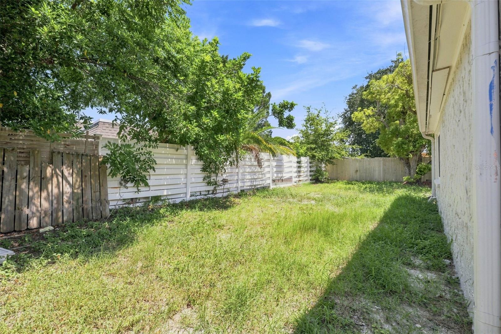 4025 Stratfield Dr Property Photo 30