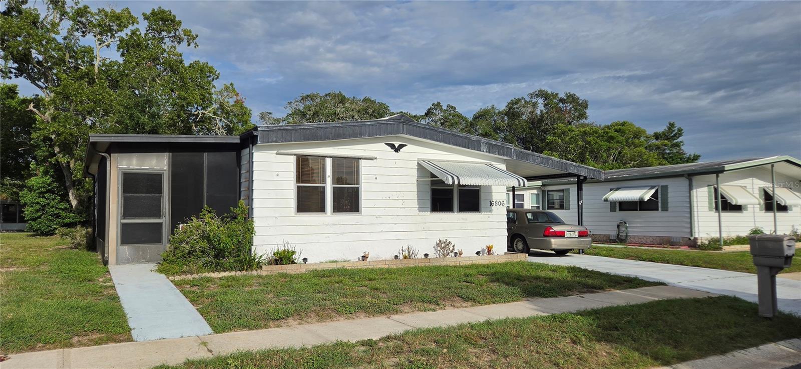 16806 Harley St Property Photo 1