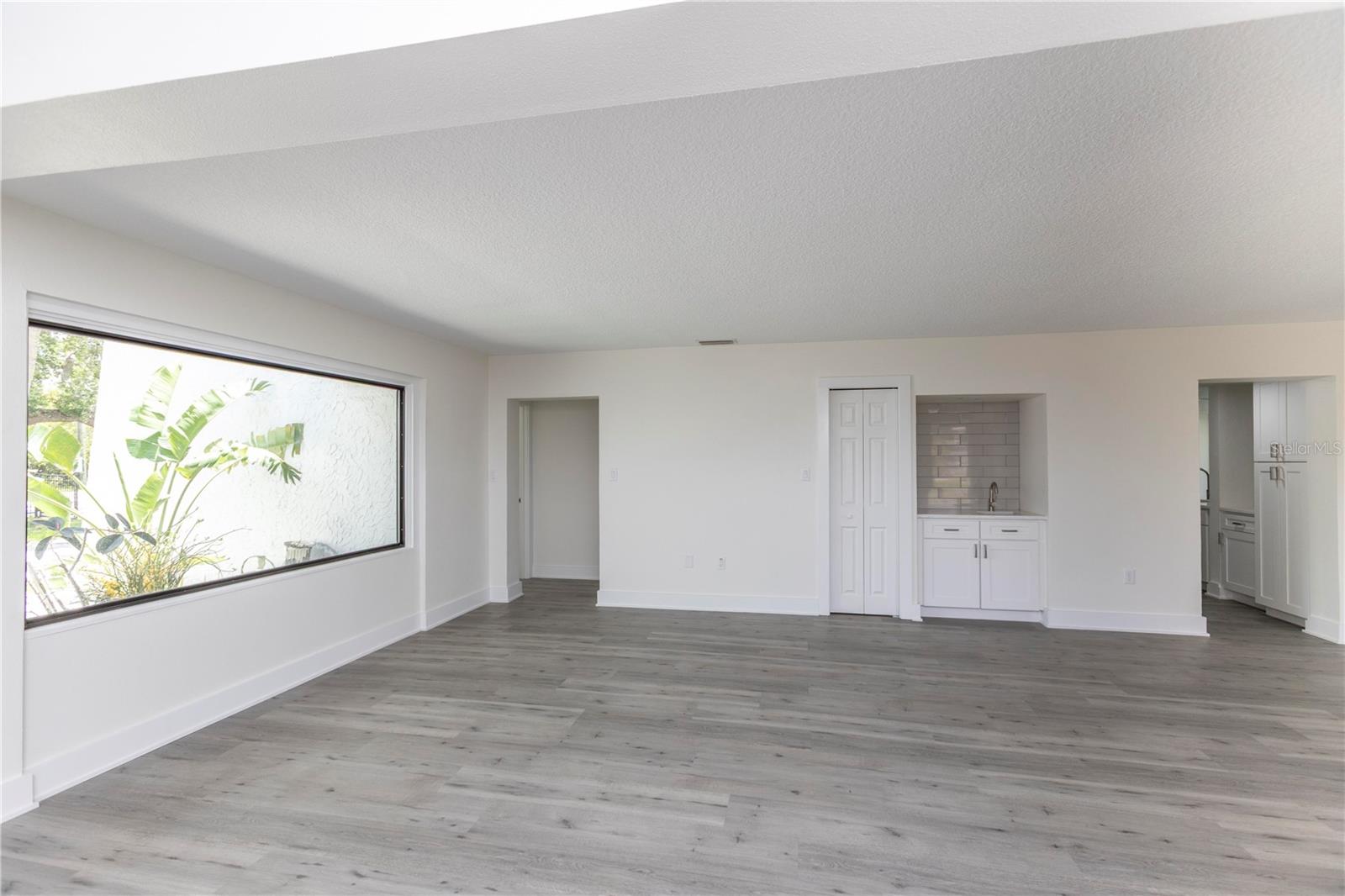 5303 Sea Forest Dr Property Photo 11