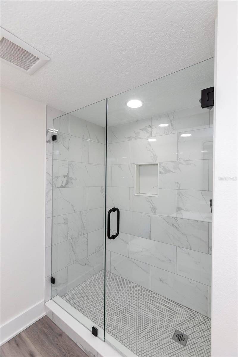 5303 Sea Forest Dr Property Photo 27