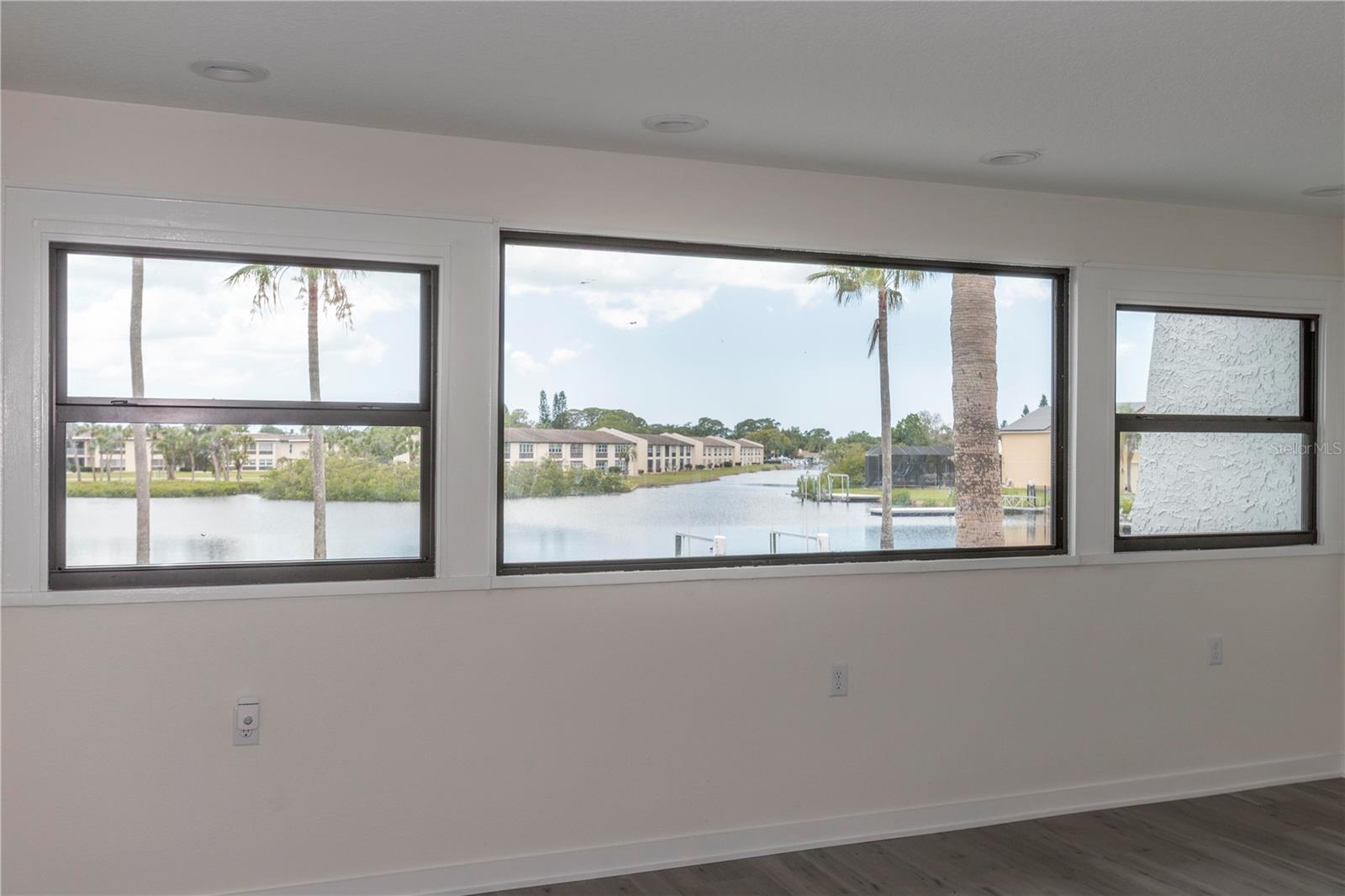 5303 Sea Forest Dr Property Photo 36