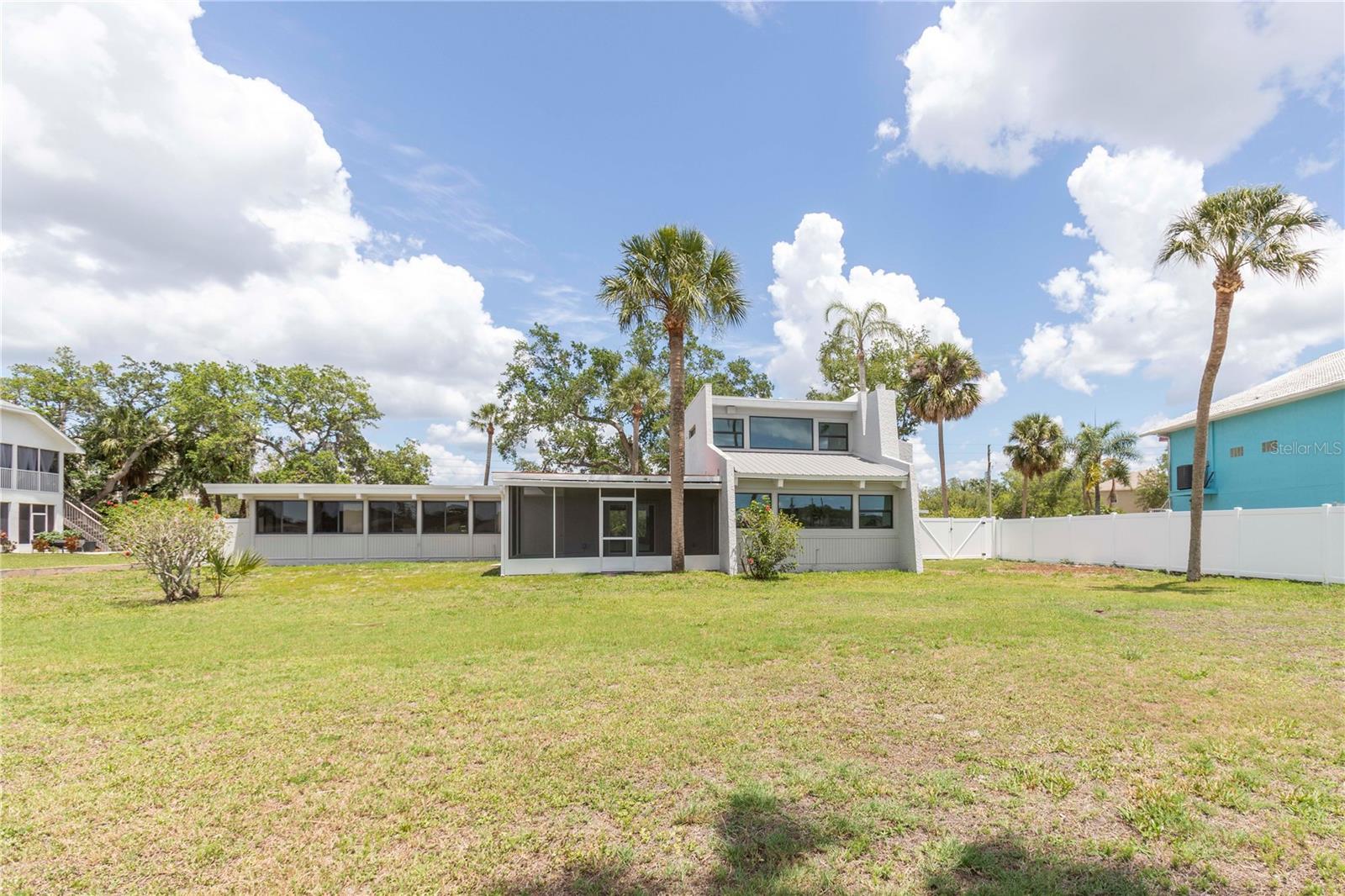 5303 Sea Forest Dr Property Photo 49