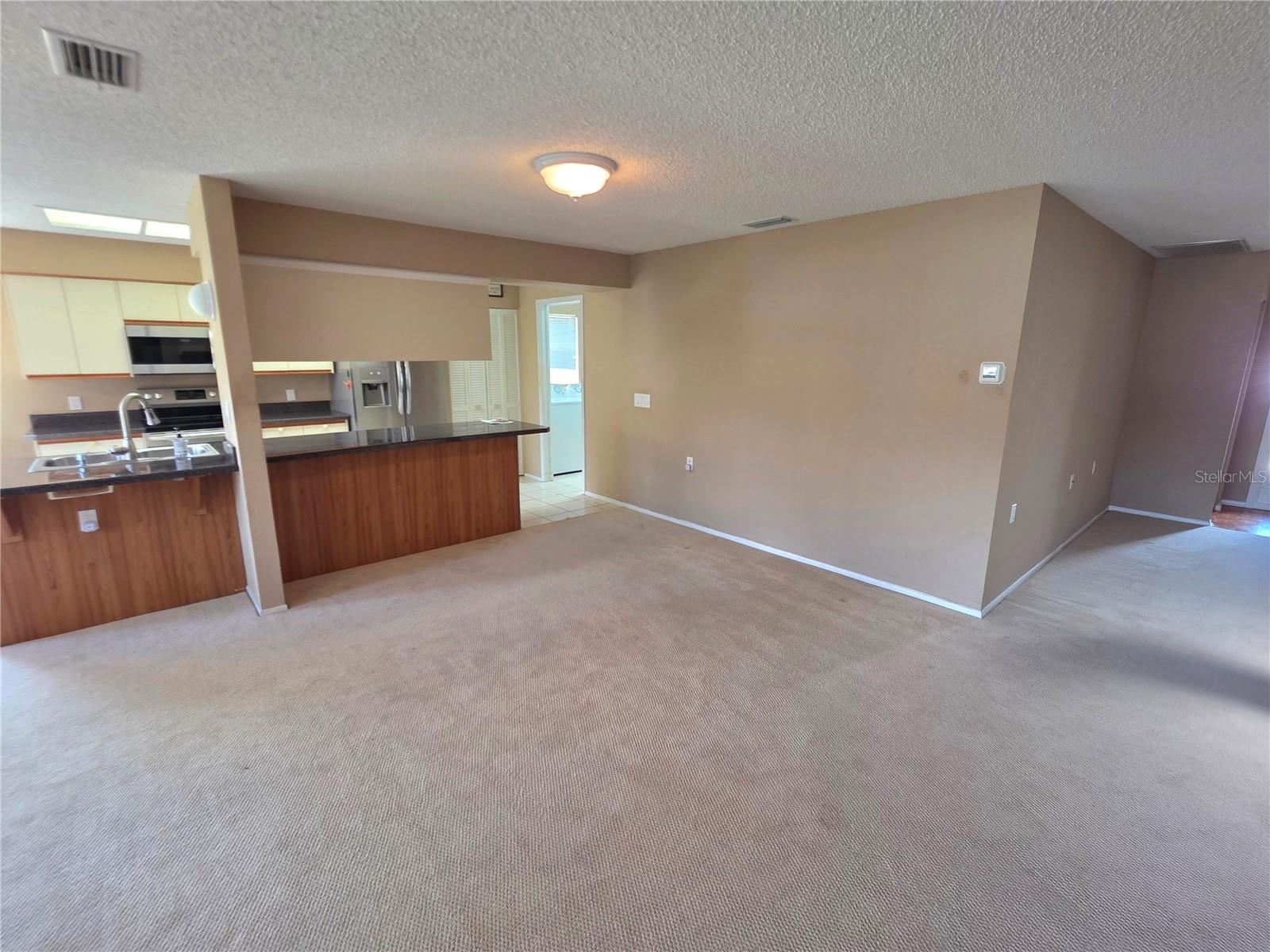 7376 Meadow Brook Ln Property Photo 4