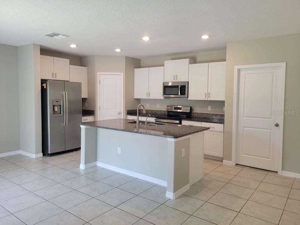 13770 Sea Bridge Dr Property Photo 6