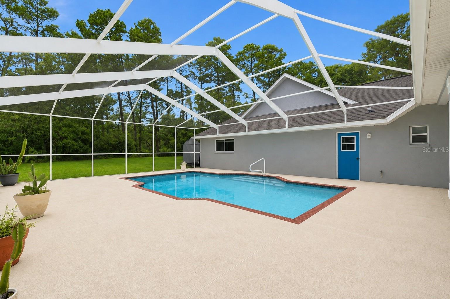 11200 Woodland Waters Blvd Property Photo 32