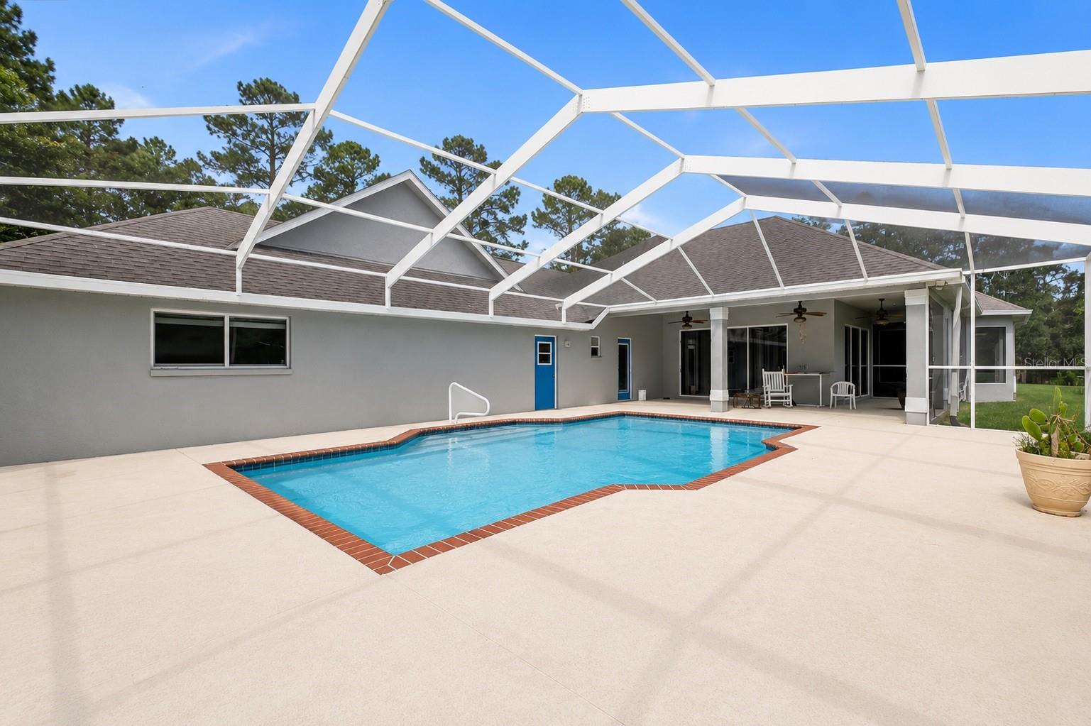 11200 Woodland Waters Blvd Property Photo 35