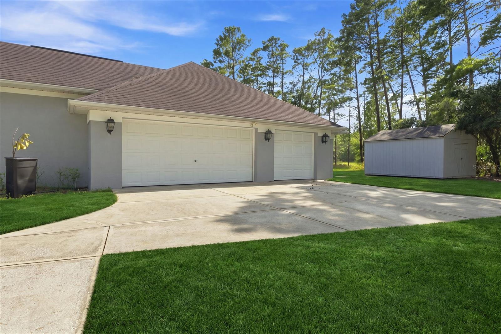 11200 Woodland Waters Blvd Property Photo 37