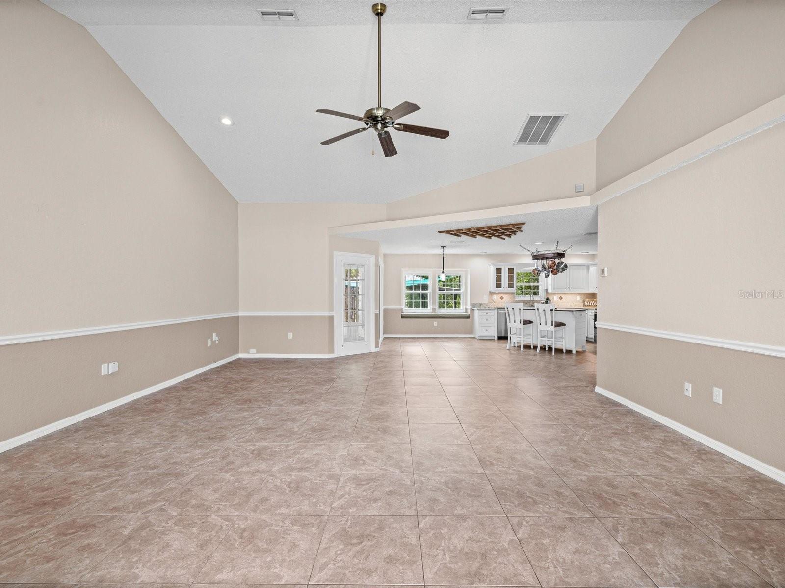 14204 Highgrove Rd Property Photo 19