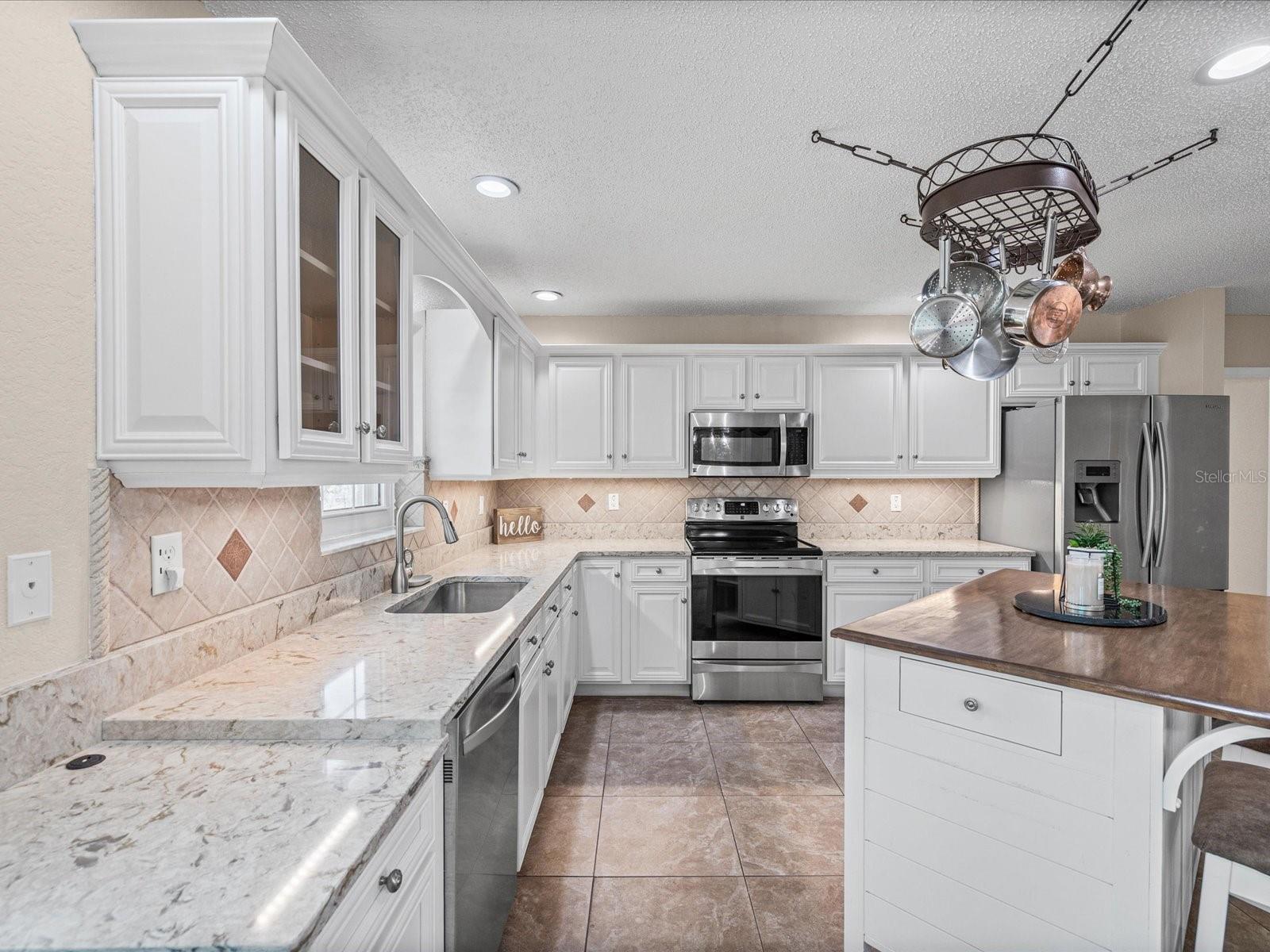 14204 Highgrove Rd Property Photo 25