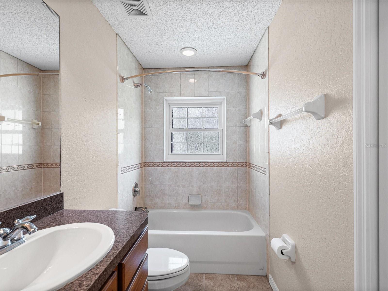 14204 Highgrove Rd Property Photo 36