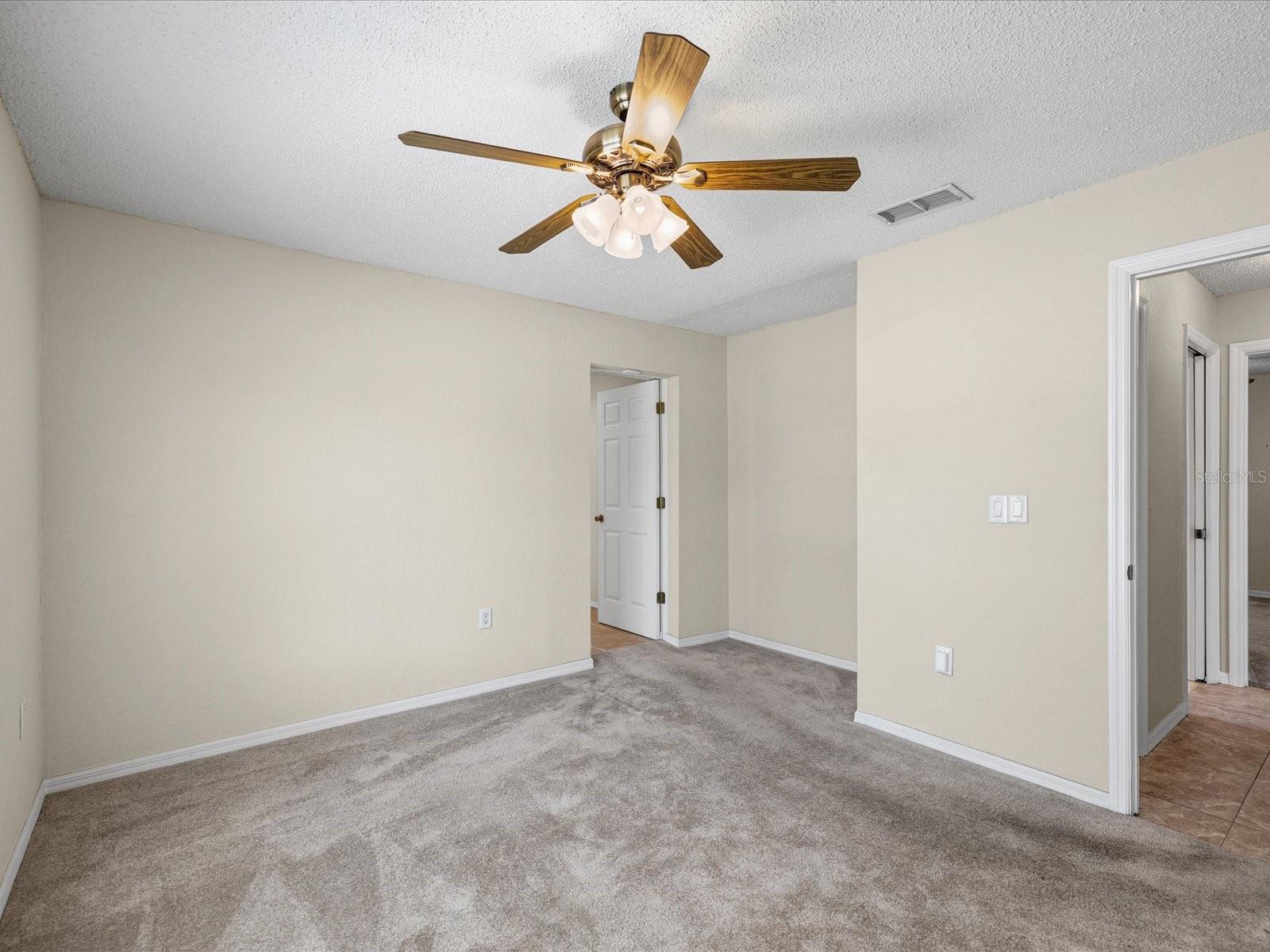 14204 Highgrove Rd Property Photo 38