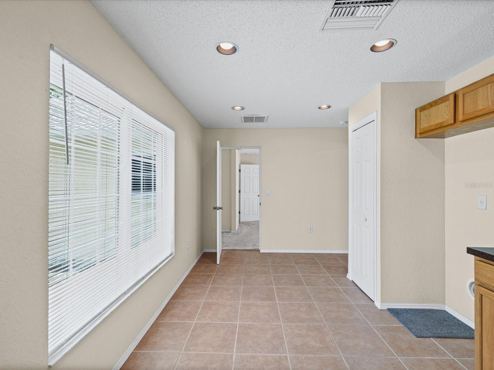 14204 Highgrove Rd Property Photo 46