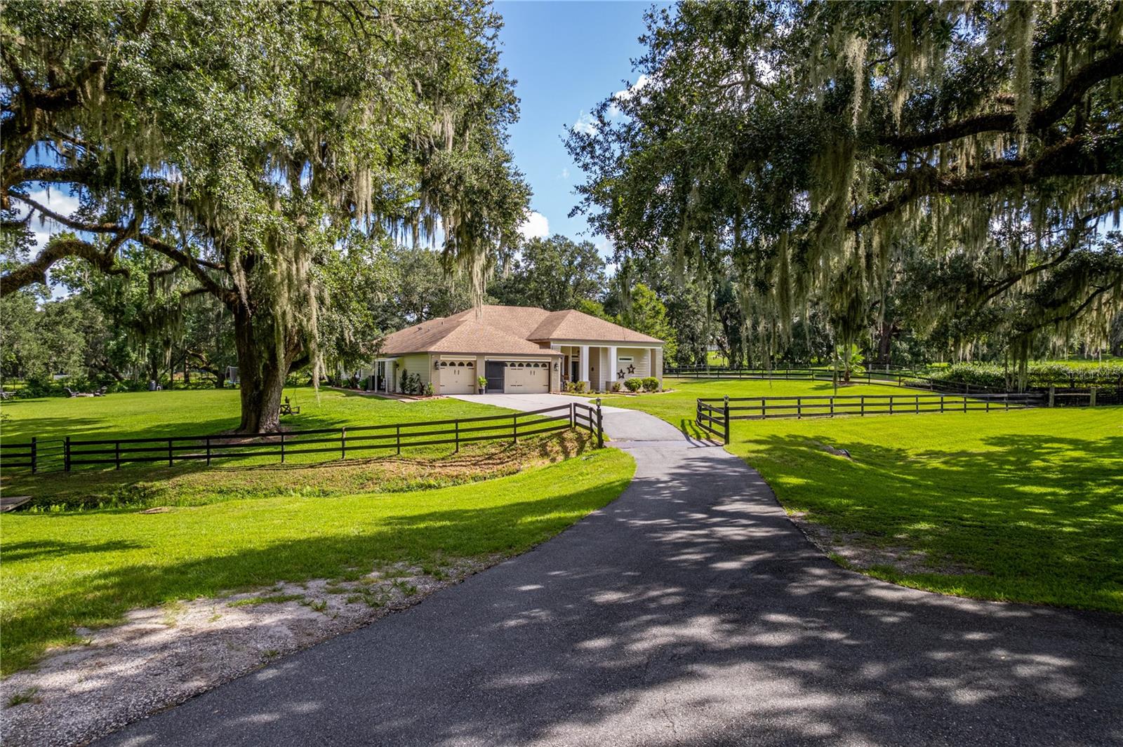 23025 Hayman Rd Property Photo