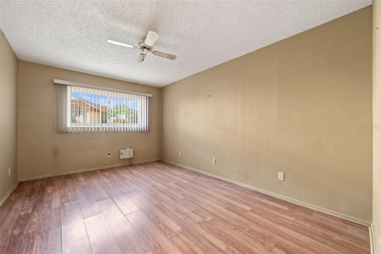 2295 Belgian Ln #5 Property Photo 16
