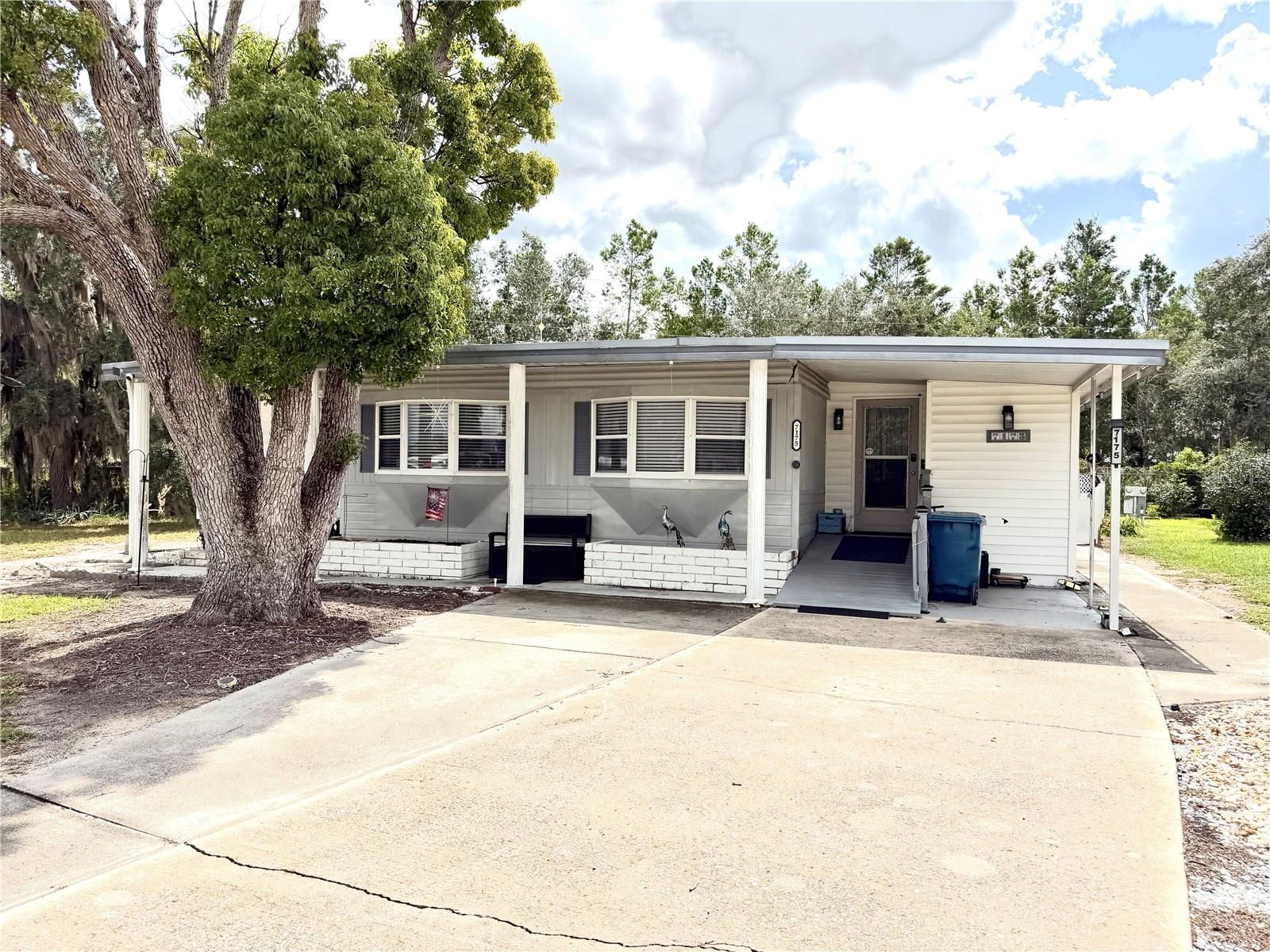 7175 FAIRLANE AVE Property Photo 1