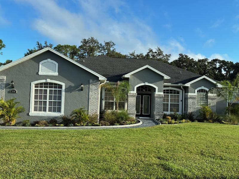12041 Sapphire Dr Property Photo